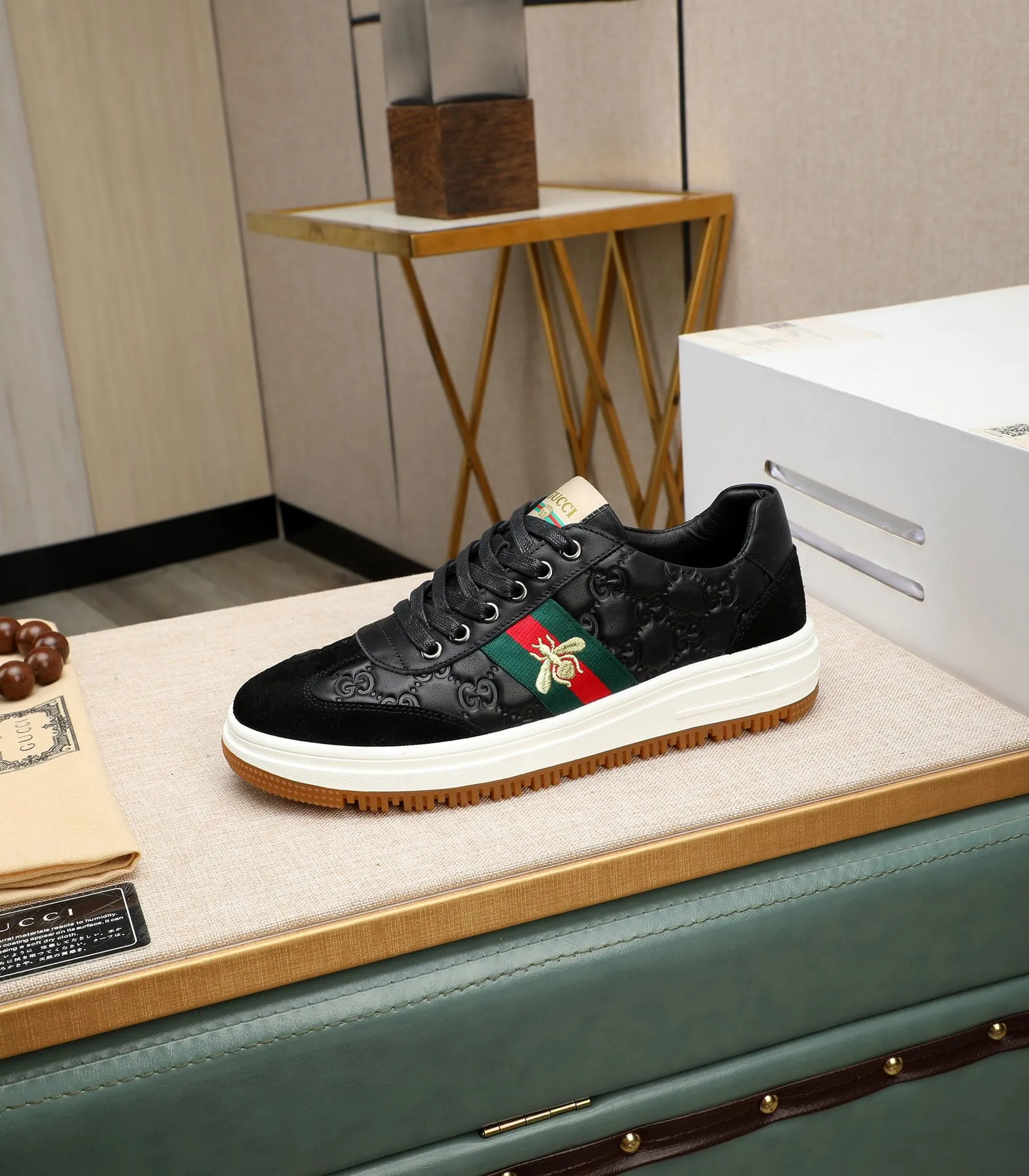 Men's shoes💰440 GUCCI🔍🔍2024 latest spring style On sale at the same time at the counter, original calfskin imported from Italy, genuine leather lining, (high-end, luxury, and class) exquisite workmanship, soles: original soles specially provided by the original factory, ⚠Exclusive double-layer movable molded soles are super comfortable⚠, real photos🎬The real ones are better🔍🔍"High quality·Follow the order" code number 38-44